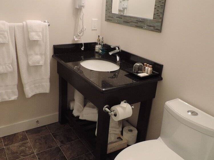 スイート, Bayshore Waterfront Inn