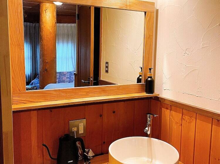 Трехместный Номер Deluxe, Hakuba Pension & Log Hotel Meteor