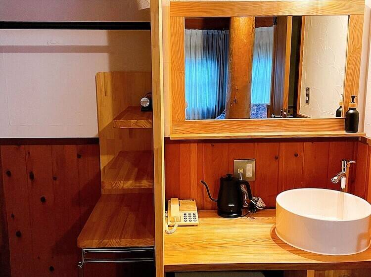Номер Стандарт, Hakuba Pension & Log Hotel Meteor