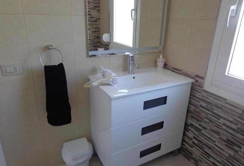 Номер Стандарт, Albergue Aqua Portomarin