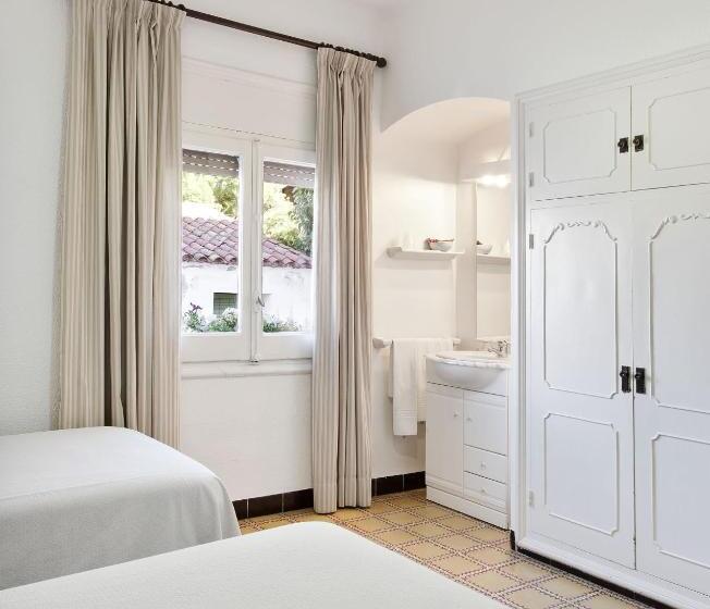 Quarto Triplo Economy, La Goleta