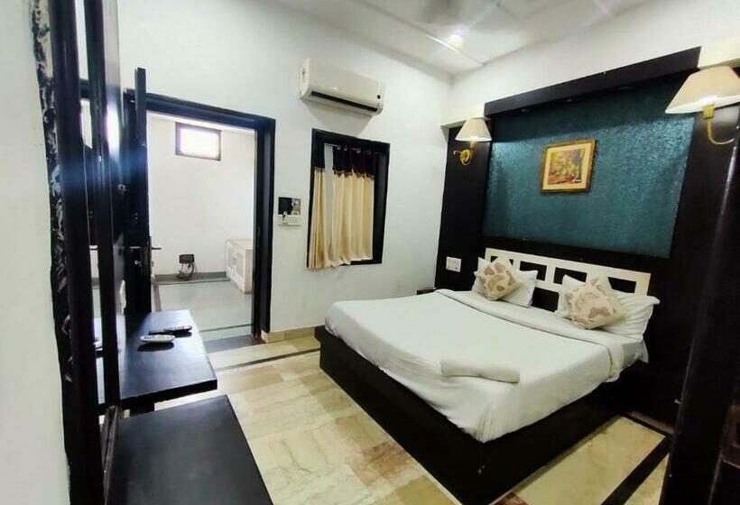 标准间, Laxman Resort By The Golden Taj Group &hotels