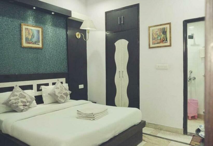 标准间, Laxman Resort By The Golden Taj Group &hotels