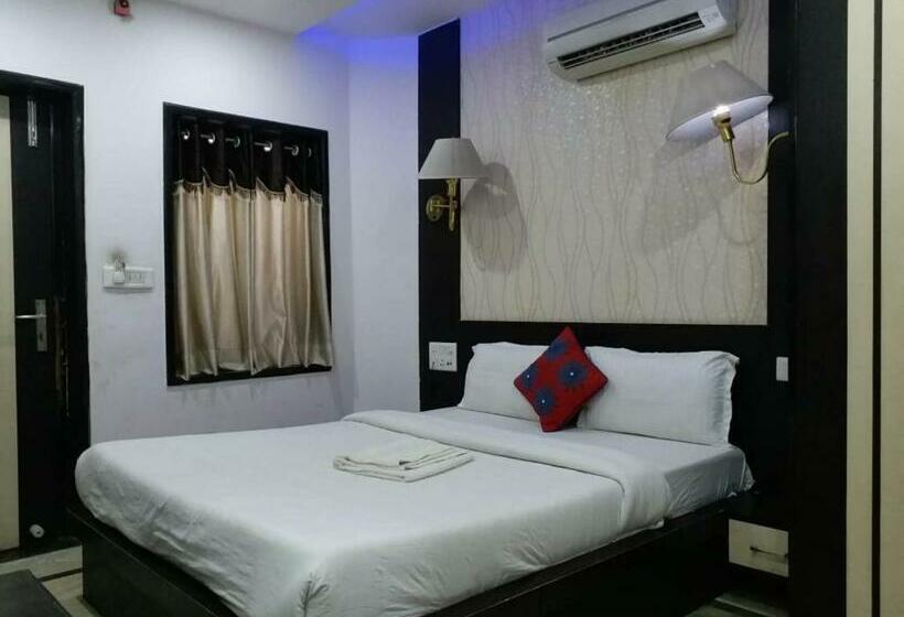 标准间, Laxman Resort By The Golden Taj Group &hotels