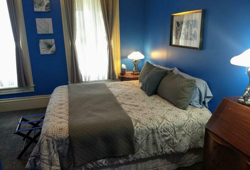 Номер Стандарт, Stone Gables Inn