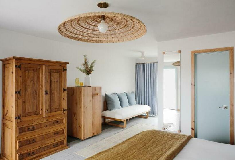 Номер Deluxe Кровать Кинг, Daunts Albatross Motel