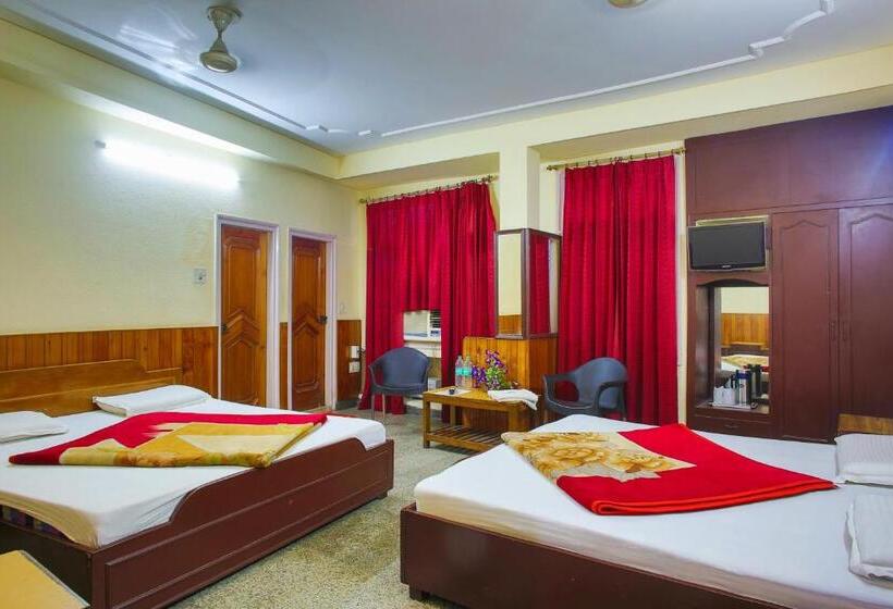 Family Suite, Raghunath
