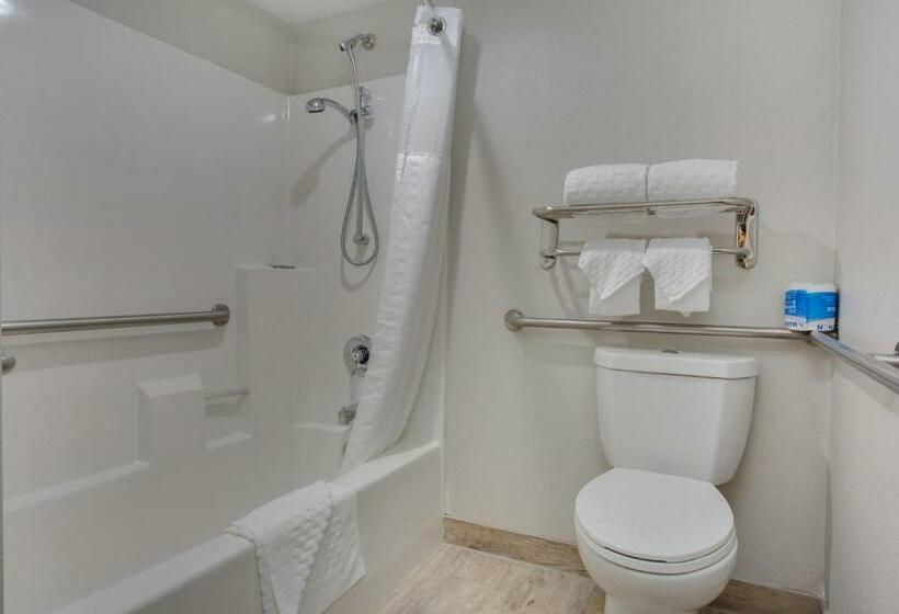 장애인을 위한 스탠다드 룸, Quality Inn