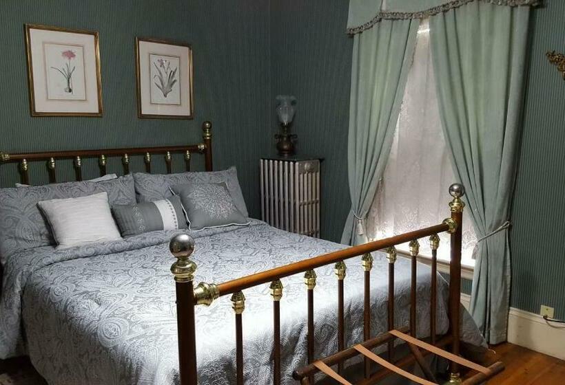 Номер Стандарт, Holidae House Bed & Breakfast