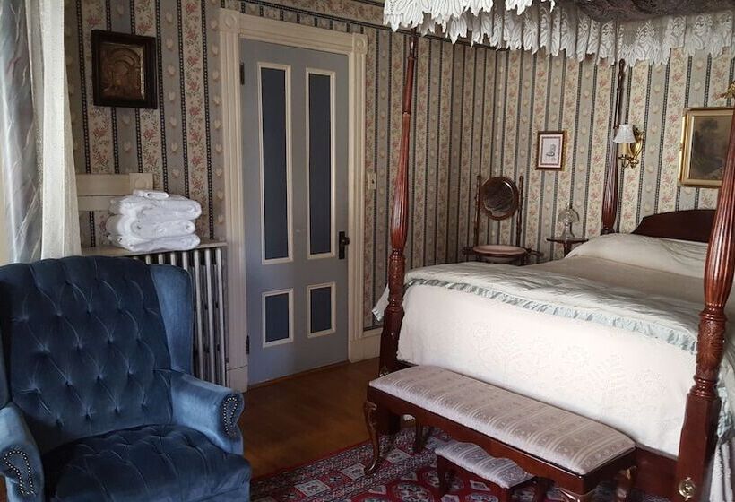 Номер Стандарт, Holidae House Bed & Breakfast