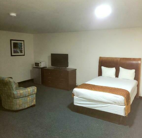 Семейный Номер, Executive Inn & Suites Cuero