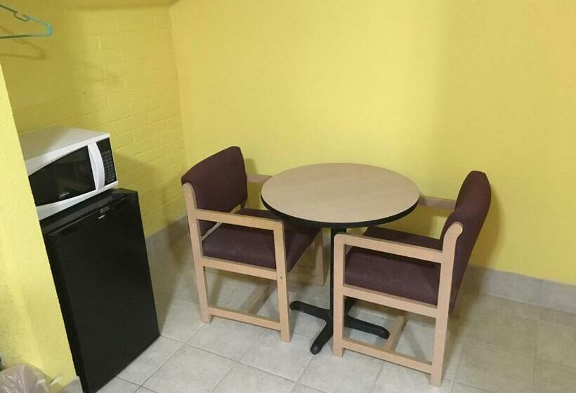 חדר סטנדרט שתי מיטות זוגיות, Blue Star Inn