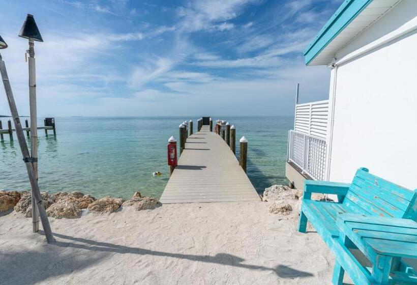 Стандартный Номер Кровать Кинг, Edgewater Lodge
