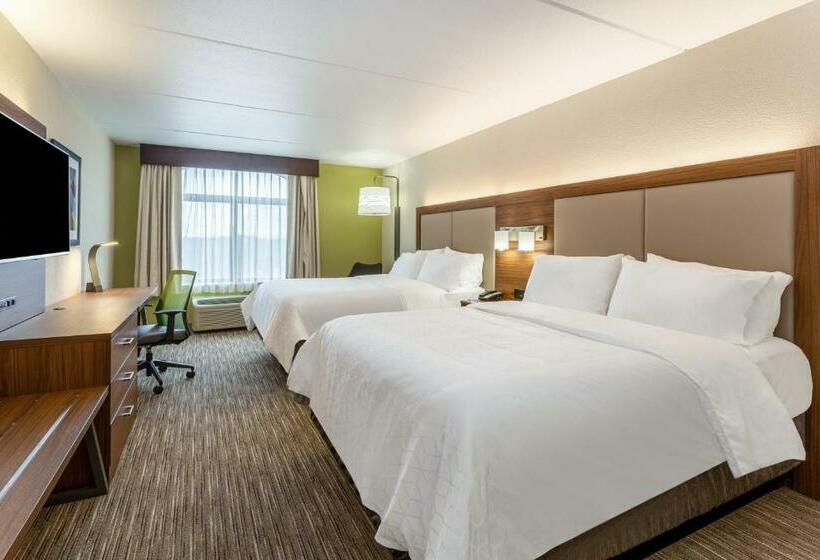 جناح لذوى الاحتياجات الخاصة, Holiday Inn Express & Suites Cedar Falls   Waterloo, An Ihg
