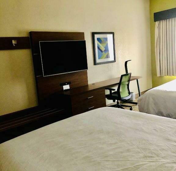 غرفة قياسية, Holiday Inn Express & Suites Cedar Falls   Waterloo, An Ihg