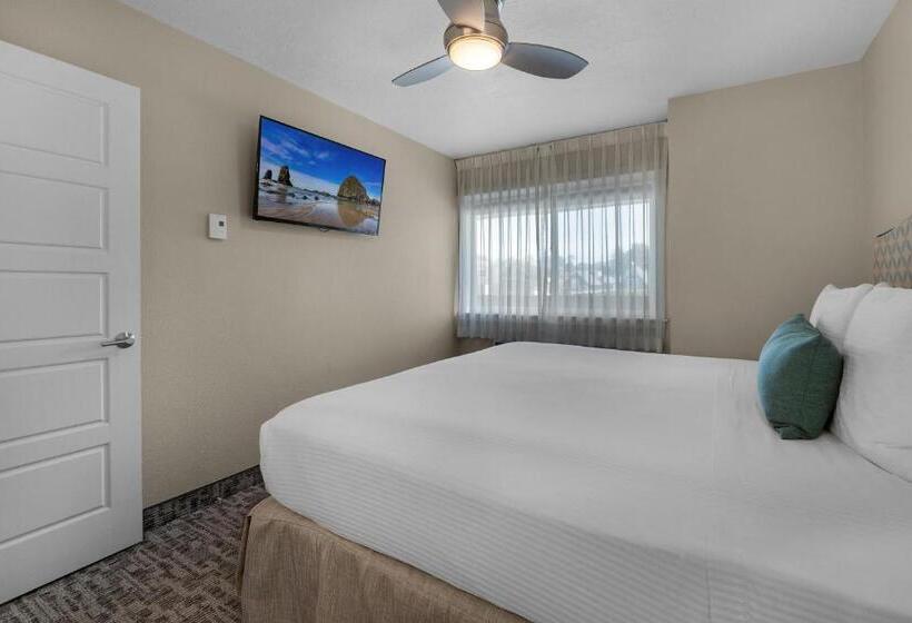 Люкс Вид на Море, Pelican Shores Inn