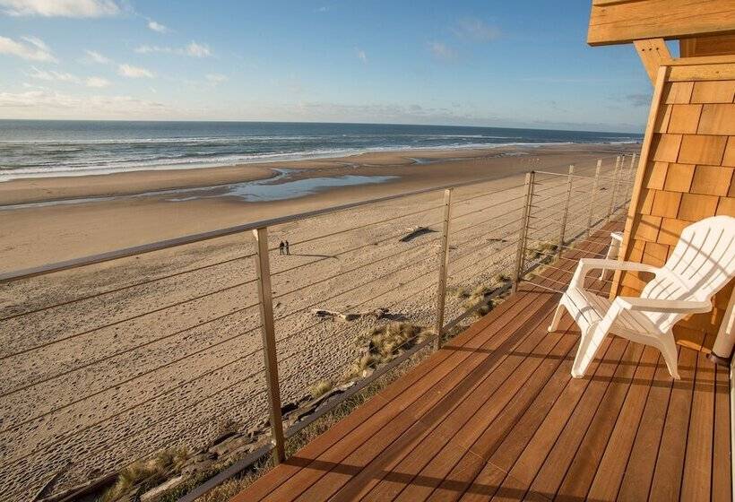 Люкс Вид на Море, Pelican Shores Inn