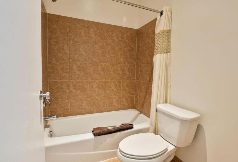Люкс Deluxe Кровать Кинг, Adventure Inn Moab