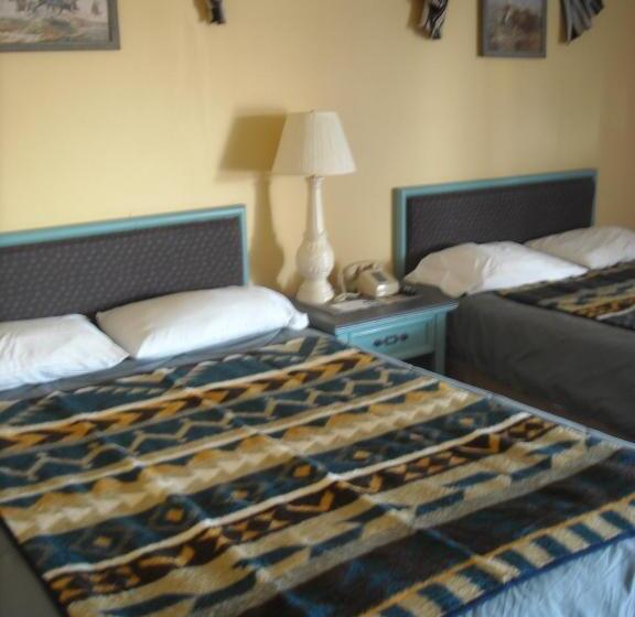 Номер Deluxe, Stagecoach 66 Motel