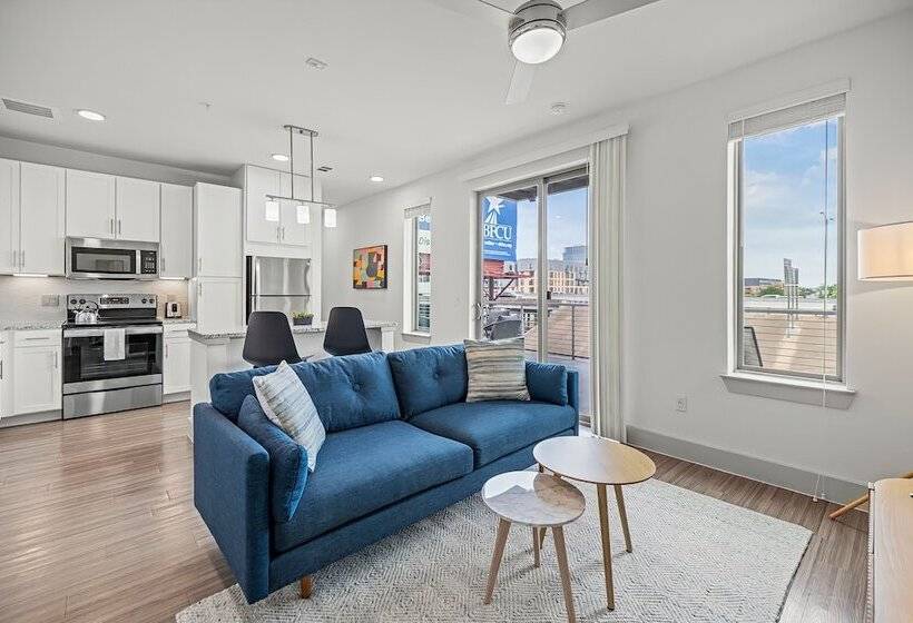 דירת חדר פרמיום, Placemakr Downtown Austin