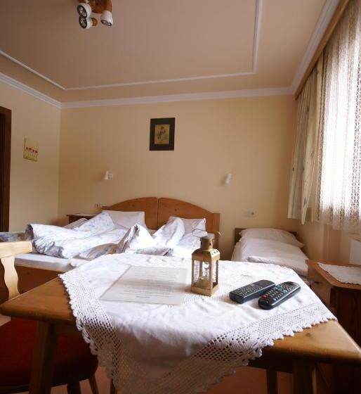 Номер Стандарт, Haus Oblasser