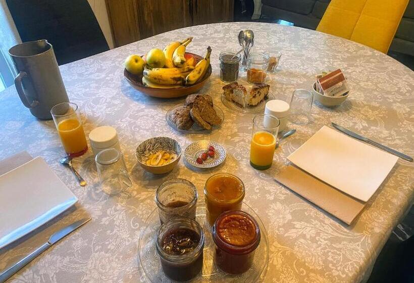 اتاق استاندارد با تخت بزرگ, La Pause Cadurcienne, Table Et Chambre D Hôtes