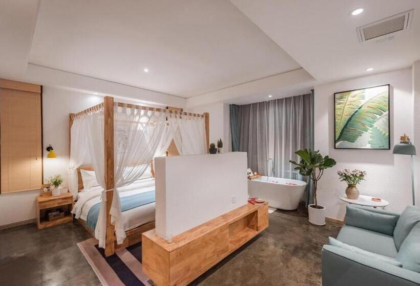 Люкс Повышенной Комфортности, Shang Shan Ruo Shui 大理上山若水客栈