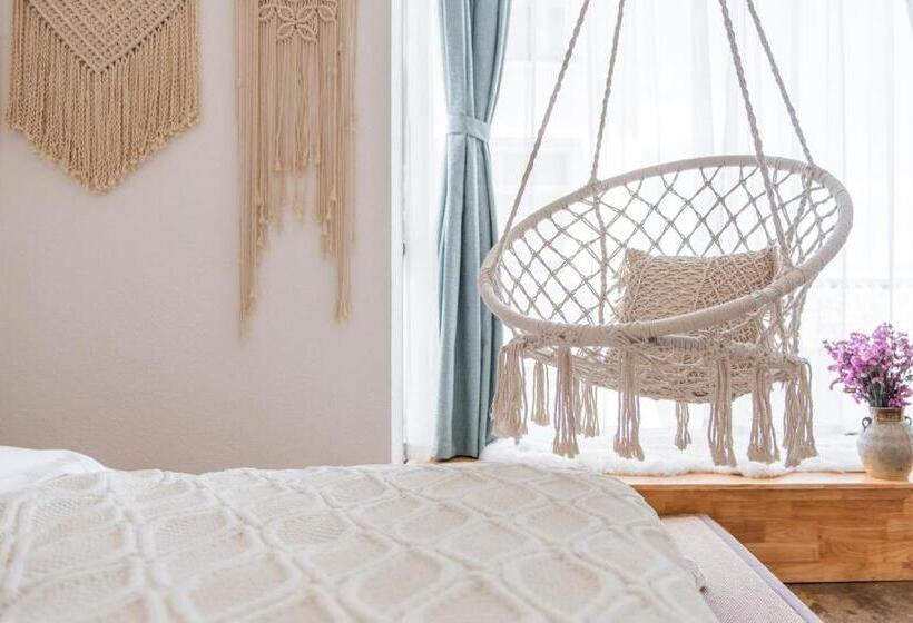 اتاق لوکس, Shang Shan Ruo Shui 大理上山若水客栈