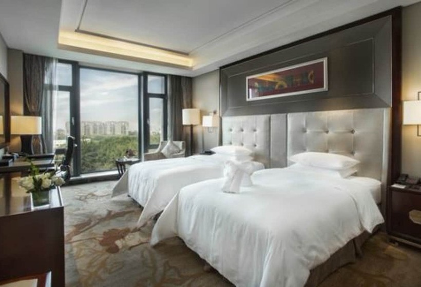 غرفة ديلوكس, Tanglong International