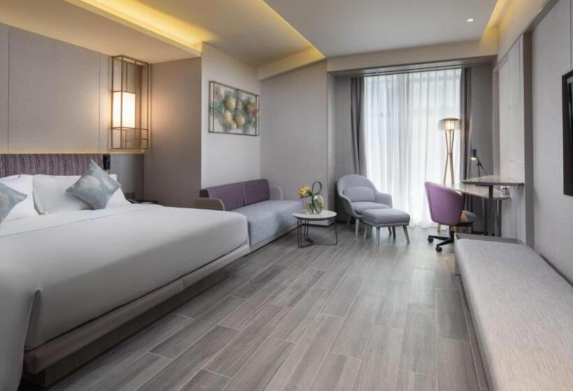 디럭스 룸, Crowne Plaza Deqing Moganshan, An Ihg