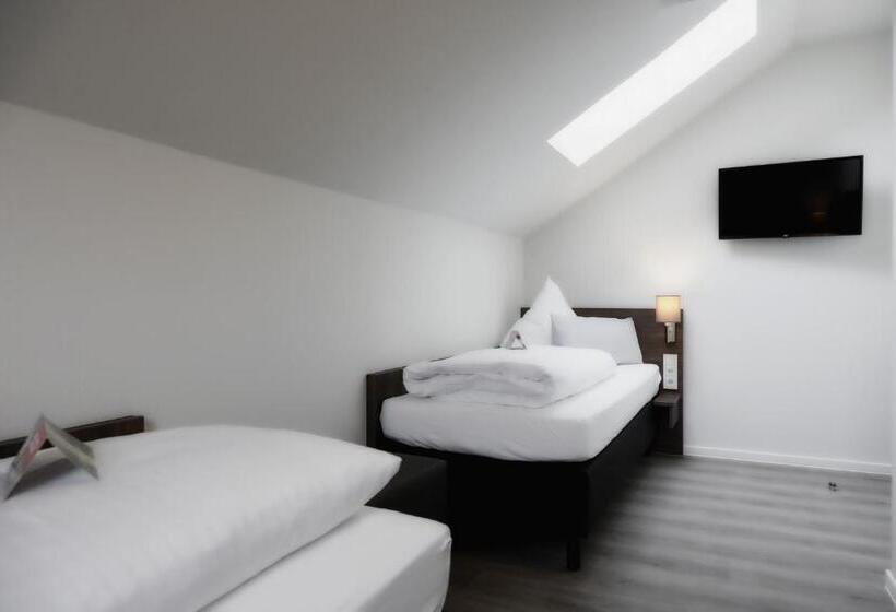 Апартаменты 2 Спальни, Konsumhotel Am Park   Nebenhaus Vom Konsum Berghotel Oberhof