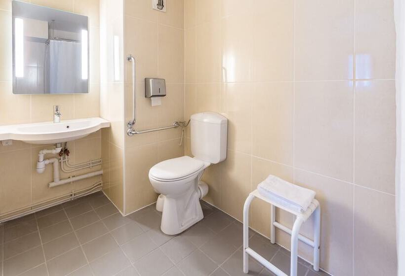 Номер Стандарт Адаптированный для Инвалидов, B&b Hotel Tours Parc Expo St Avertin