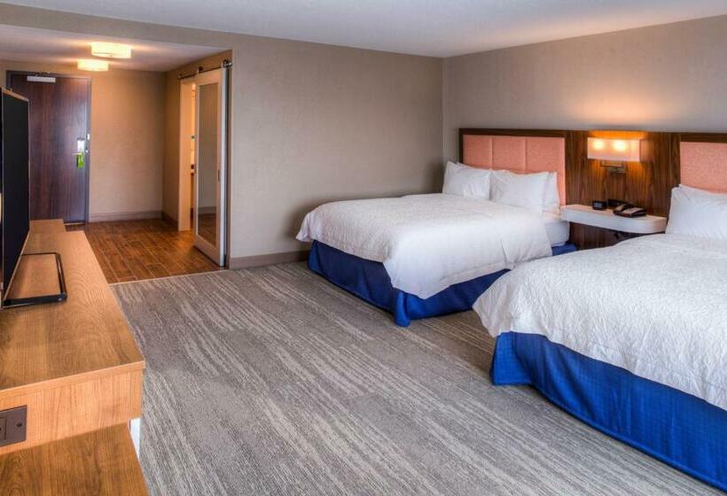 适合残疾人士使用的套间, Hampton Inn & Suites Wixom