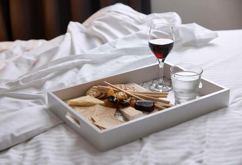 Номер Deluxe, Atura Dandenong