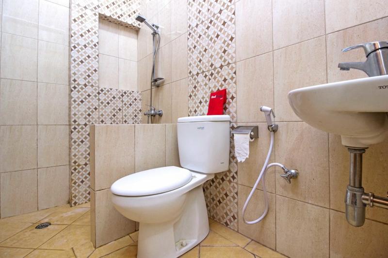 Номер Стандарт, Residences By Reddoorz Near Rumah Mode