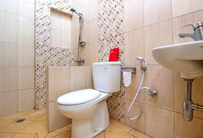 Семейный Номер, Residences By Reddoorz Near Rumah Mode