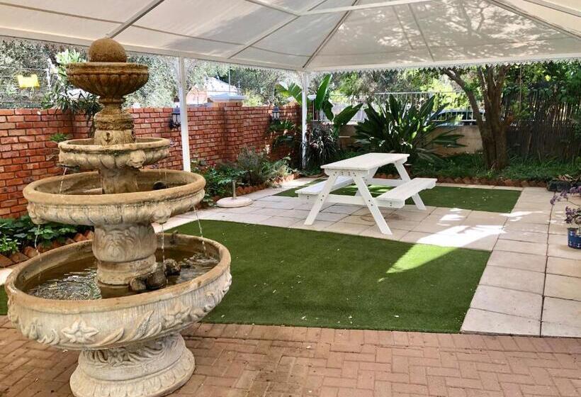 Номер Superior, The Solomon Guest House