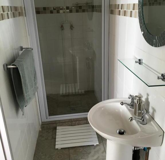 Номер Стандарт Трехместный, The Solomon Guest House