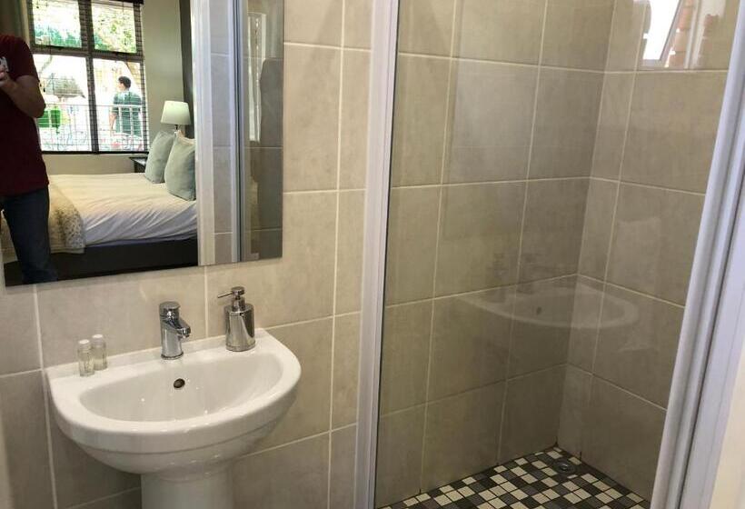 Четырехместный Номер Стандарт, The Solomon Guest House