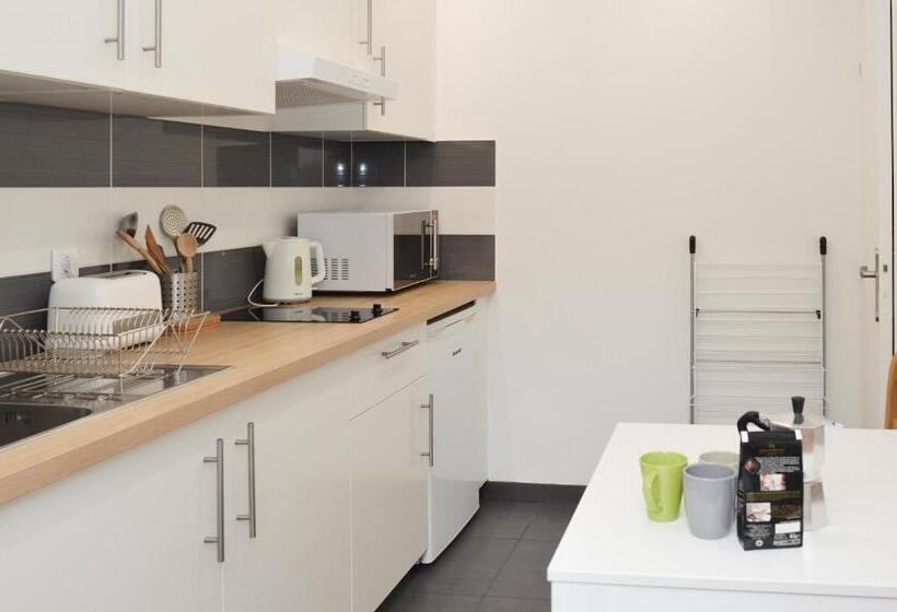 סטודיו סופריור, Résidence Hôtel Les Joséphines