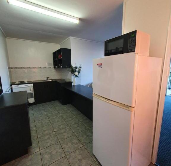 Апартаменты 1 Спальня, Sunseeker Motel