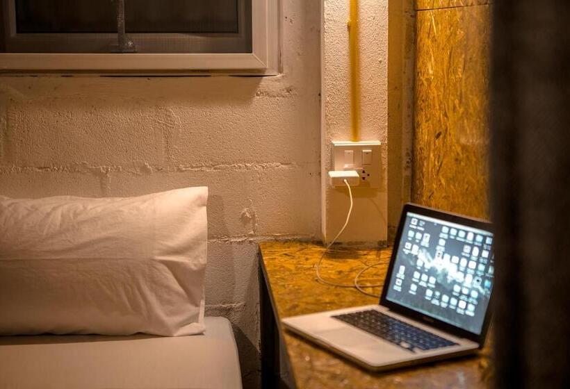 Cama em Quarto Compartilhado, Loft Hostel Koh Tao