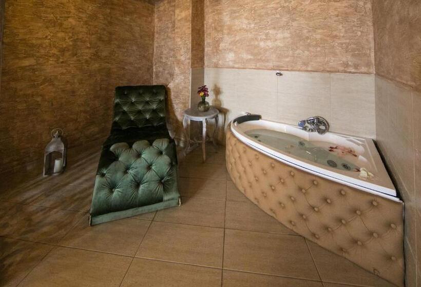 Номер Deluxe, Royal Valentina Castle
