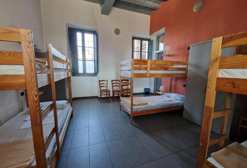 تختخواب در اتاق مشترک, B&b E Ostello, Parco Di Monza, Cascina Costa Alta