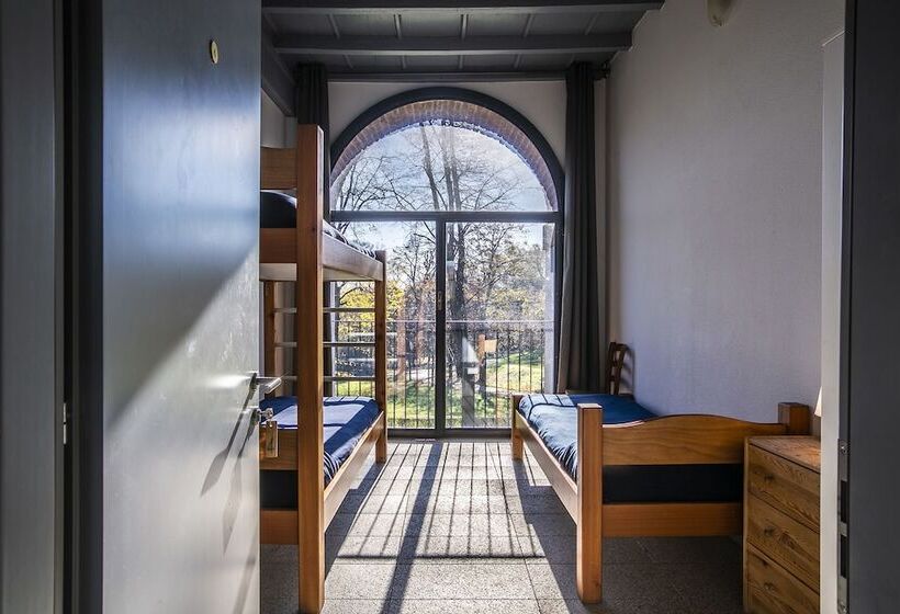 اتاق استاندارد با سرویس بهداشتی مشترک, B&b E Ostello, Parco Di Monza, Cascina Costa Alta