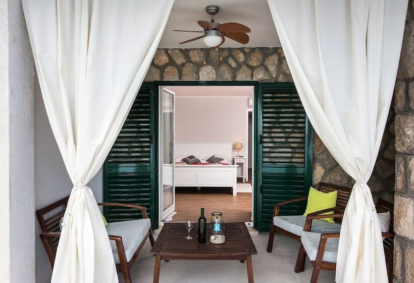 Студия Стандарт Вид на Море, Apartments Villa Mirjana