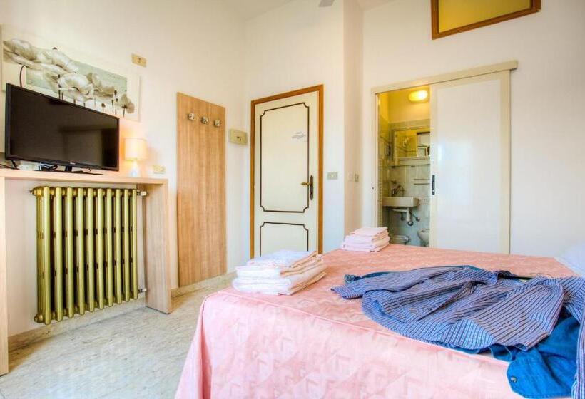 스탠다드 발코니 룸, Albergo Villa Lucia