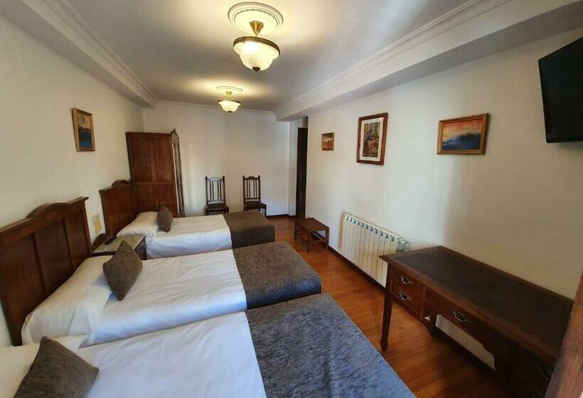 Quarto Estandar, Hostal Giadás