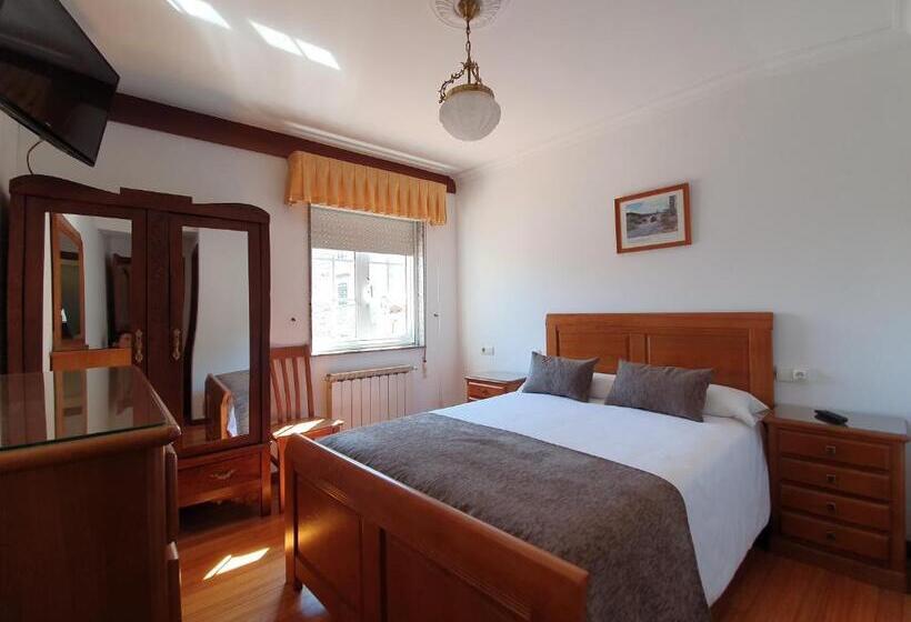 Quarto Estandar, Hostal Giadás