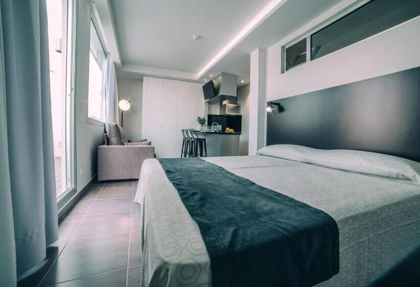 １ベッドルームペントハウスアパート, Mannix Urban Apartments